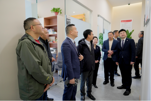 1774231784903064.png 640.png